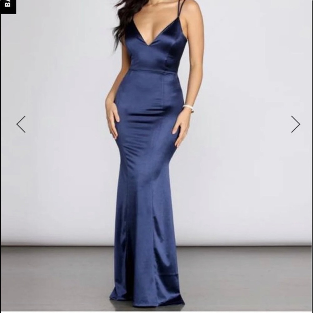 Formal satin lattice prom dress 0-2